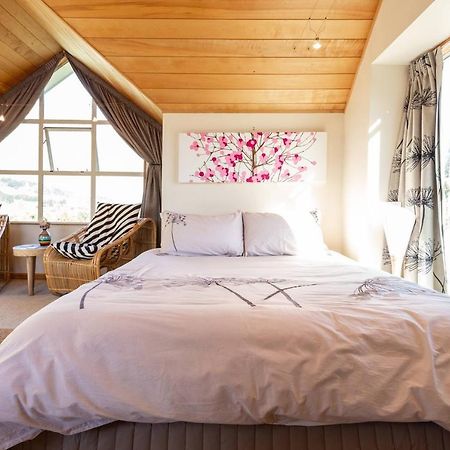 Riverside Retreat Hotel Куийнстаун Екстериор снимка